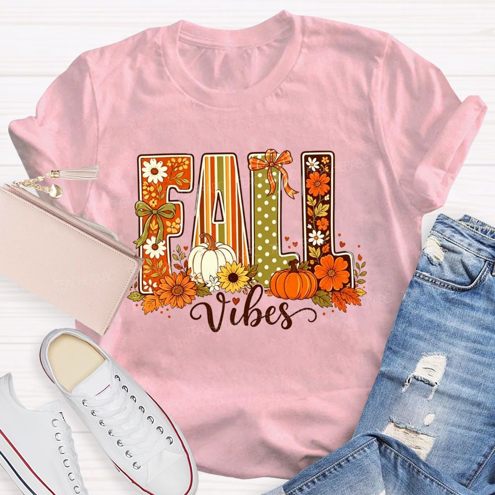 Fall Vibes Retro Fall Pumpkin Floral Teacher T-shirt