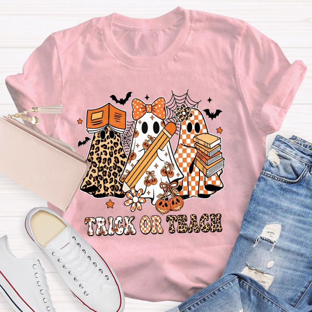 Trick Or Teach Halloween Book Ghost Leopard Checkered Teacher T-shirt