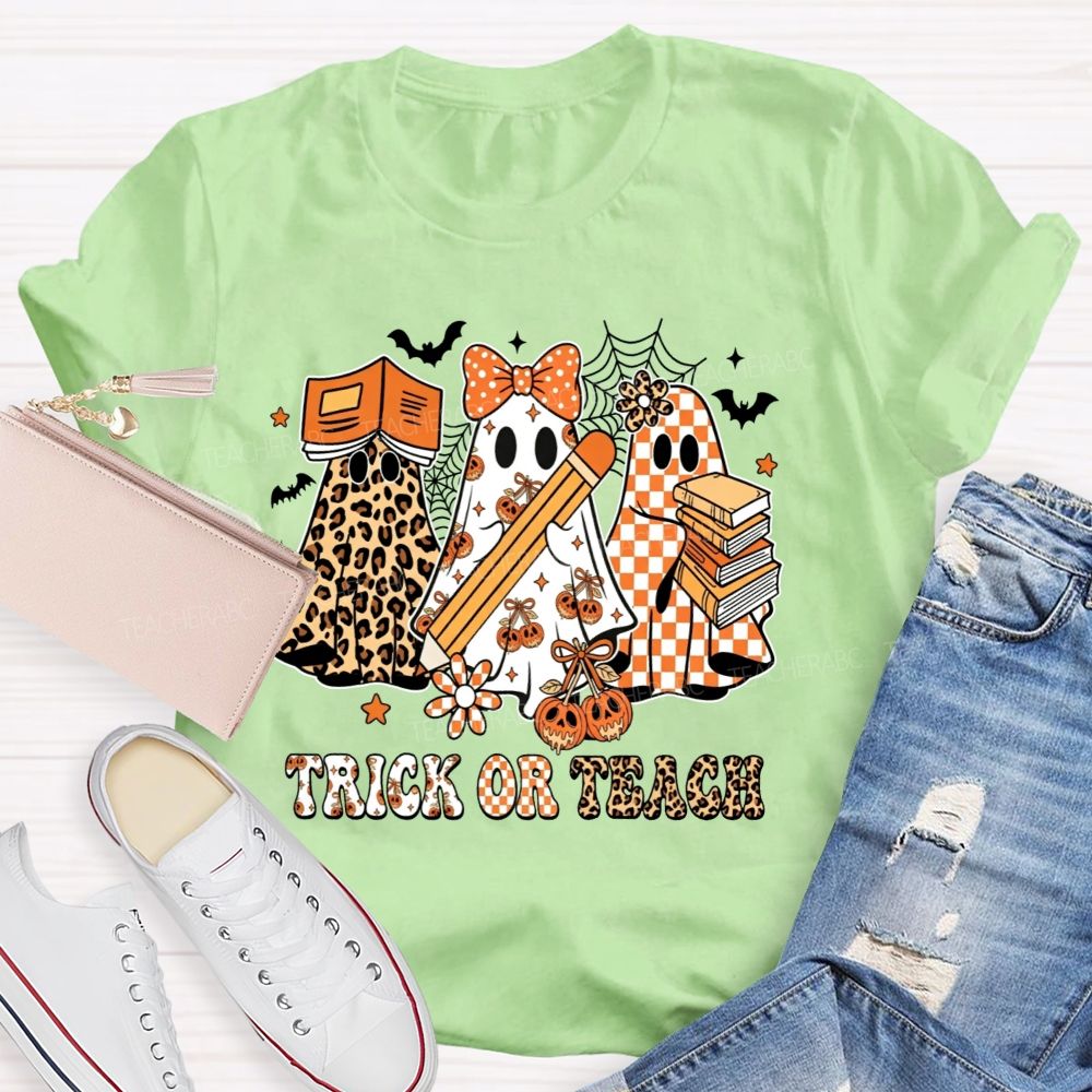 Trick Or Teach Halloween Book Ghost Leopard Checkered Teacher T-shirt