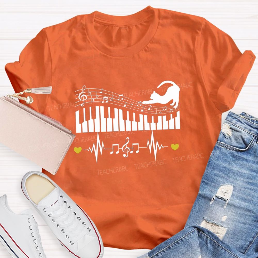 Cat Playing Music Piano Keyboard Heartbeat Music Lover Teacher T-shirt