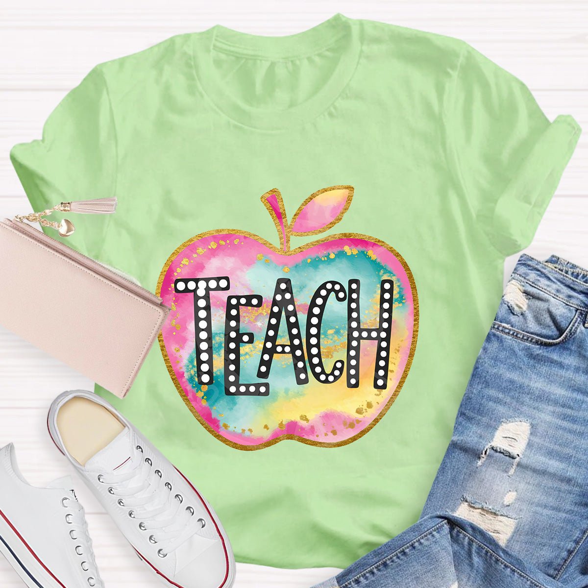 Love Teach Pink Apple Teacher T-Shirt