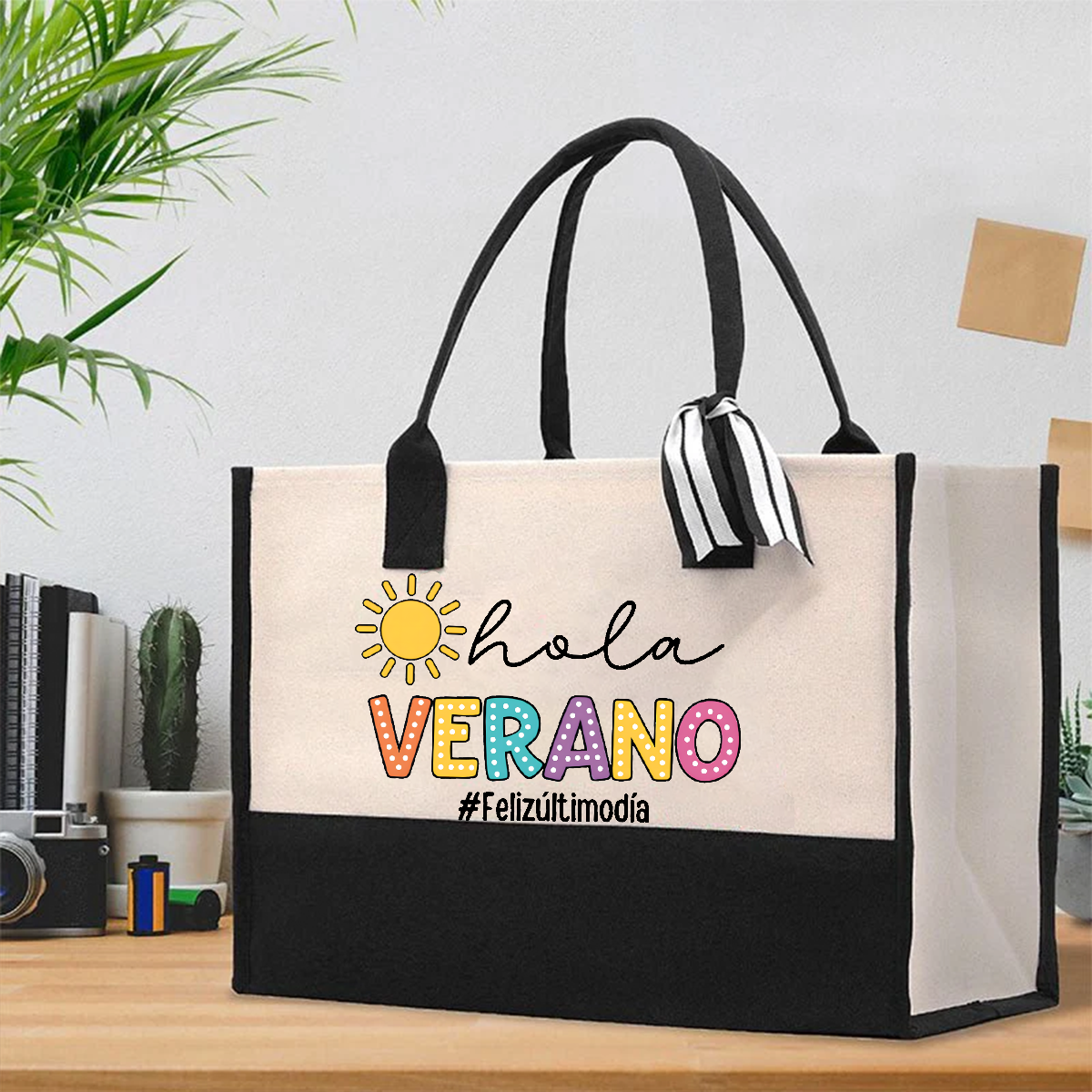 Hola Verano Felizúltimodia Spanish Teacher  Cotton Tote Bag