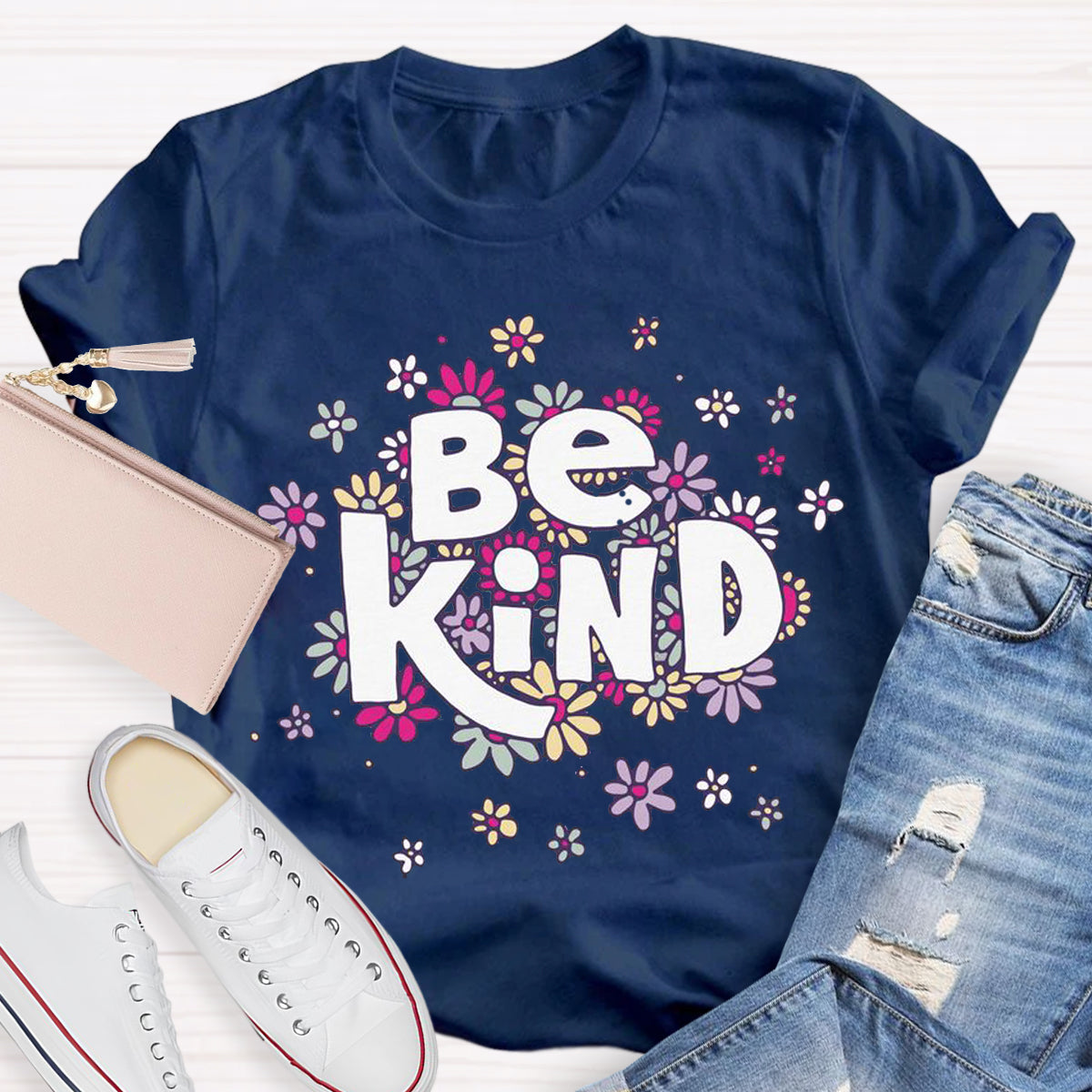 Cute Flower Be Kind Teacher T-Shirt