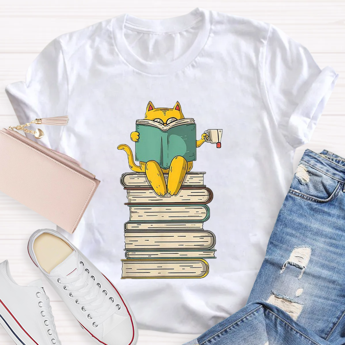 Reading Cat Funny Book & Tea Lover T-Shirt