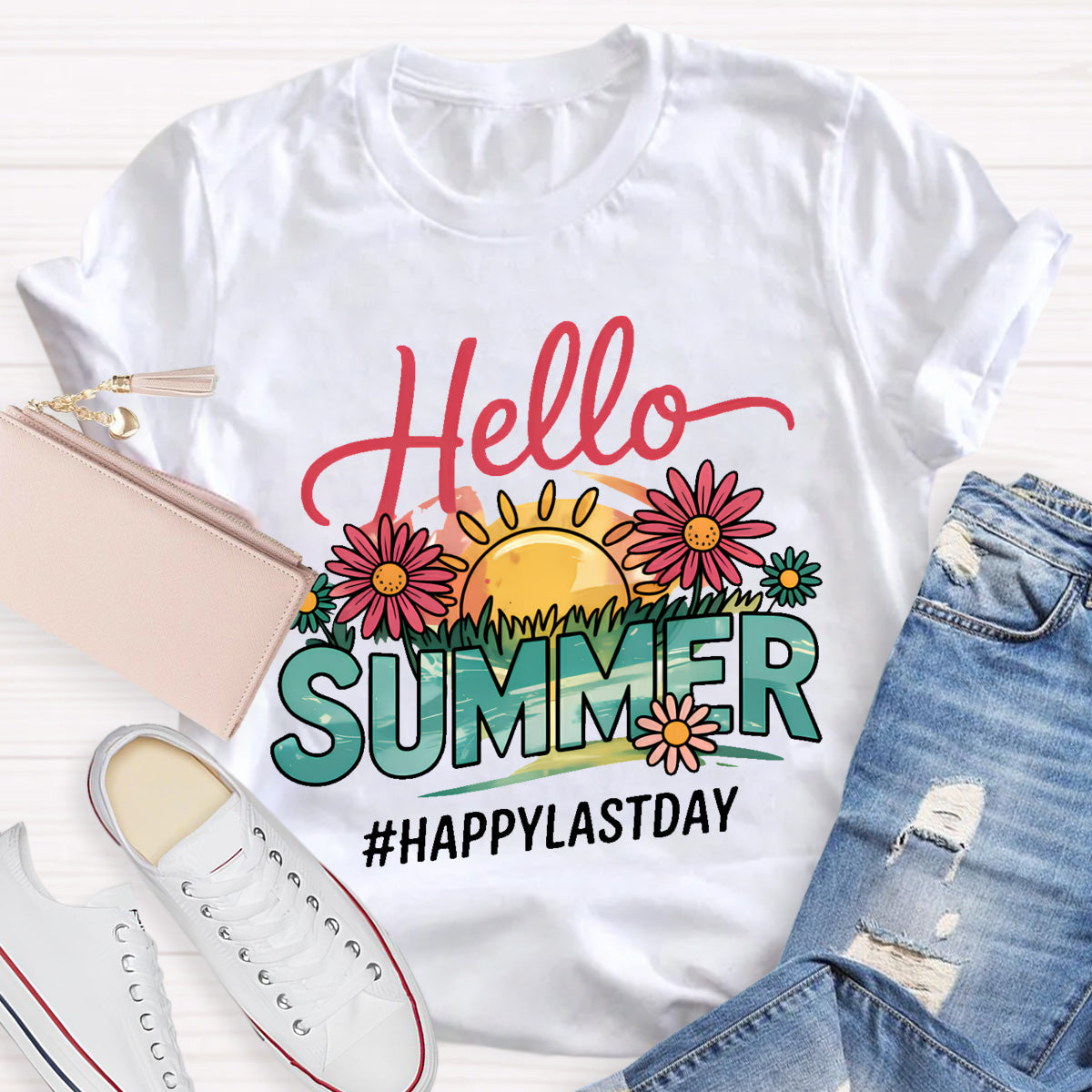 Hello Summer Happy Last Day Teacher T-Shirt