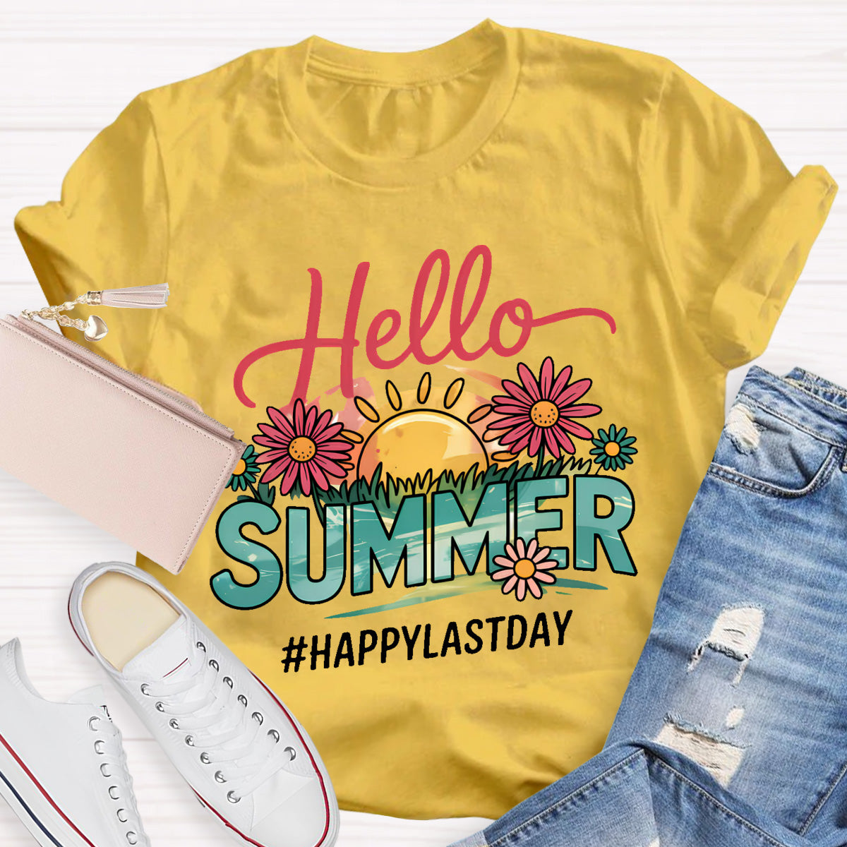 Hello Summer Happy Last Day Teacher T-Shirt