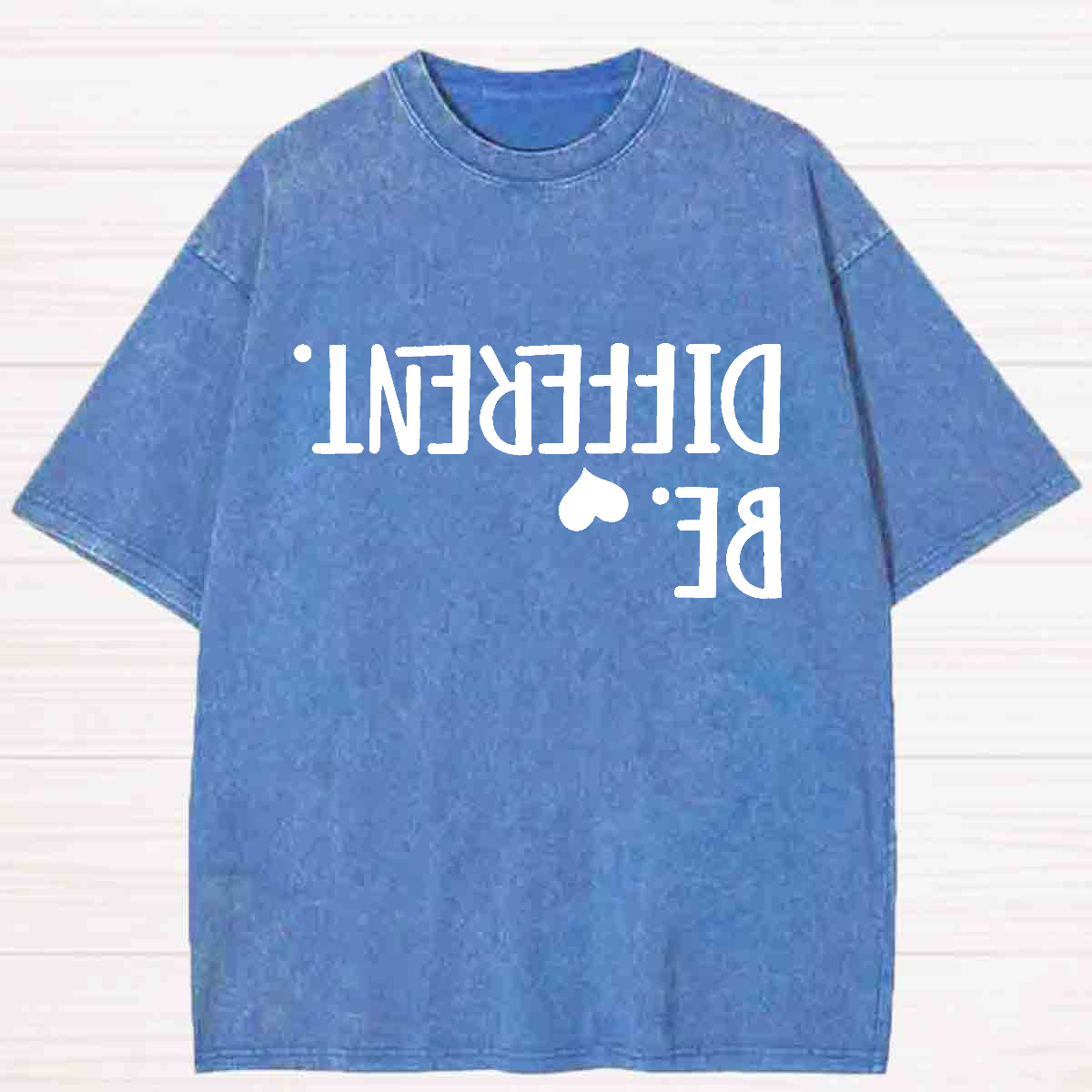 Be Different Washed T-shirt