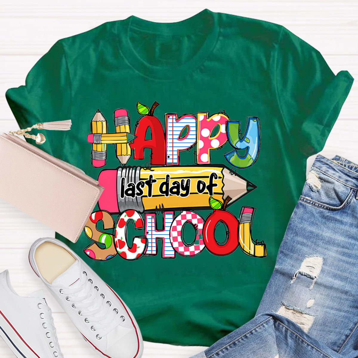 Happy Last Day Of School Apple Teacher T-Shirt