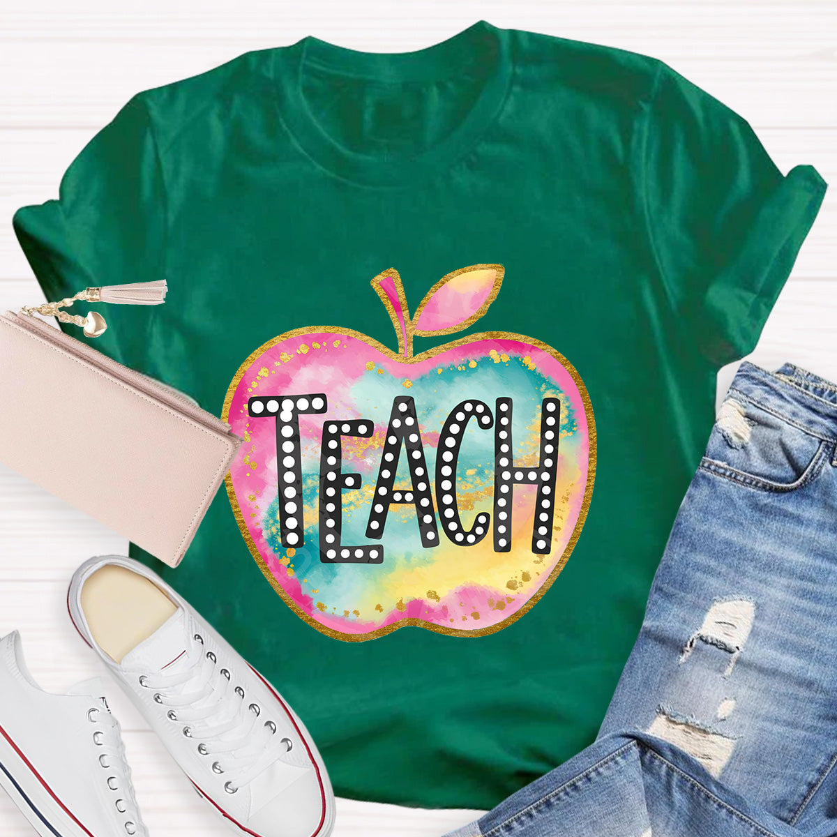 Love Teach Pink Apple Teacher T-Shirt