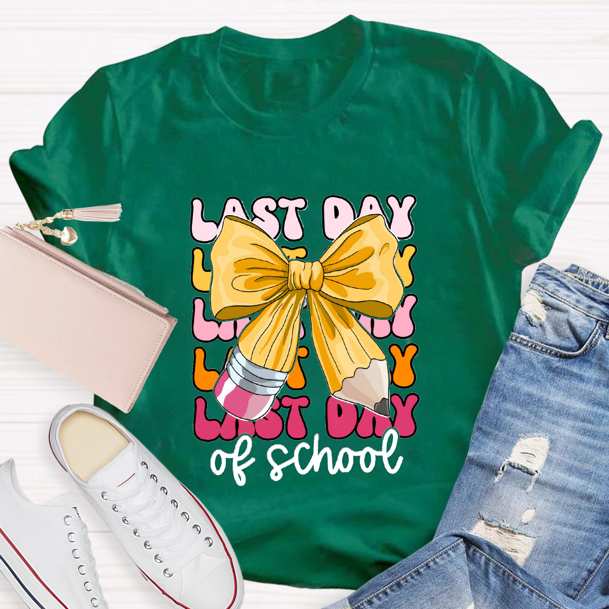 Last Day Of School Pink Bow Teacher T-Shirt