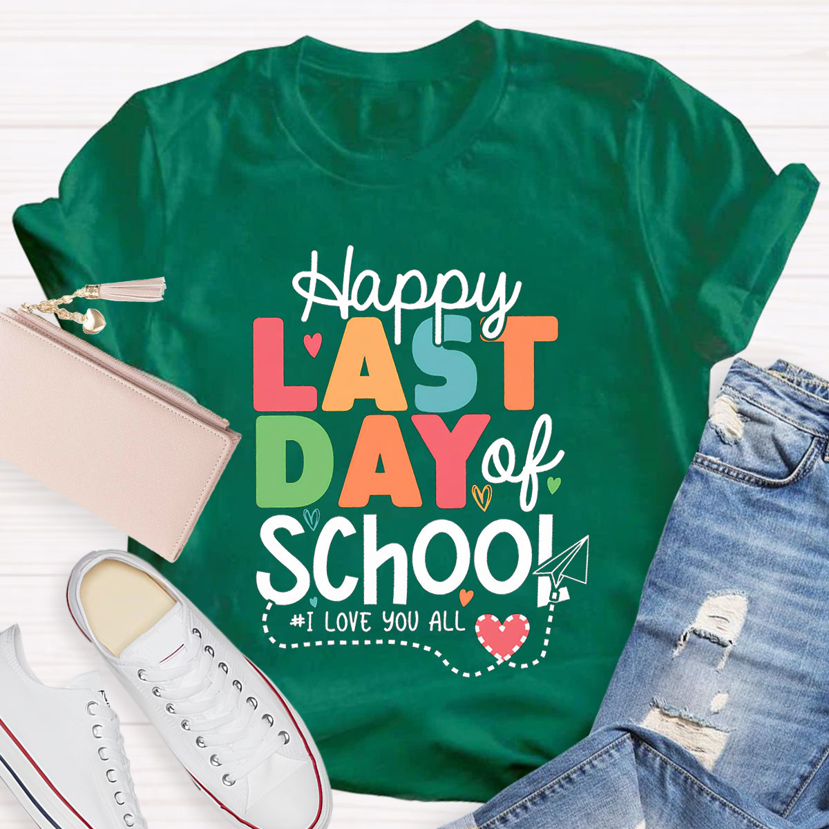 Happy Last Day School I Love You All Pink Heart Teacher T-Shirt