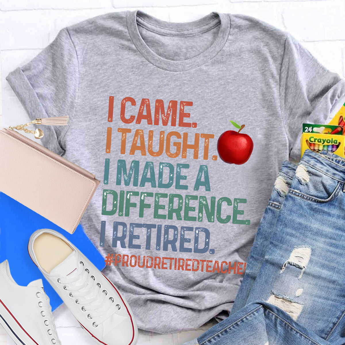 I Made Difference Retired Teacher Apple Teacher T-Shirt