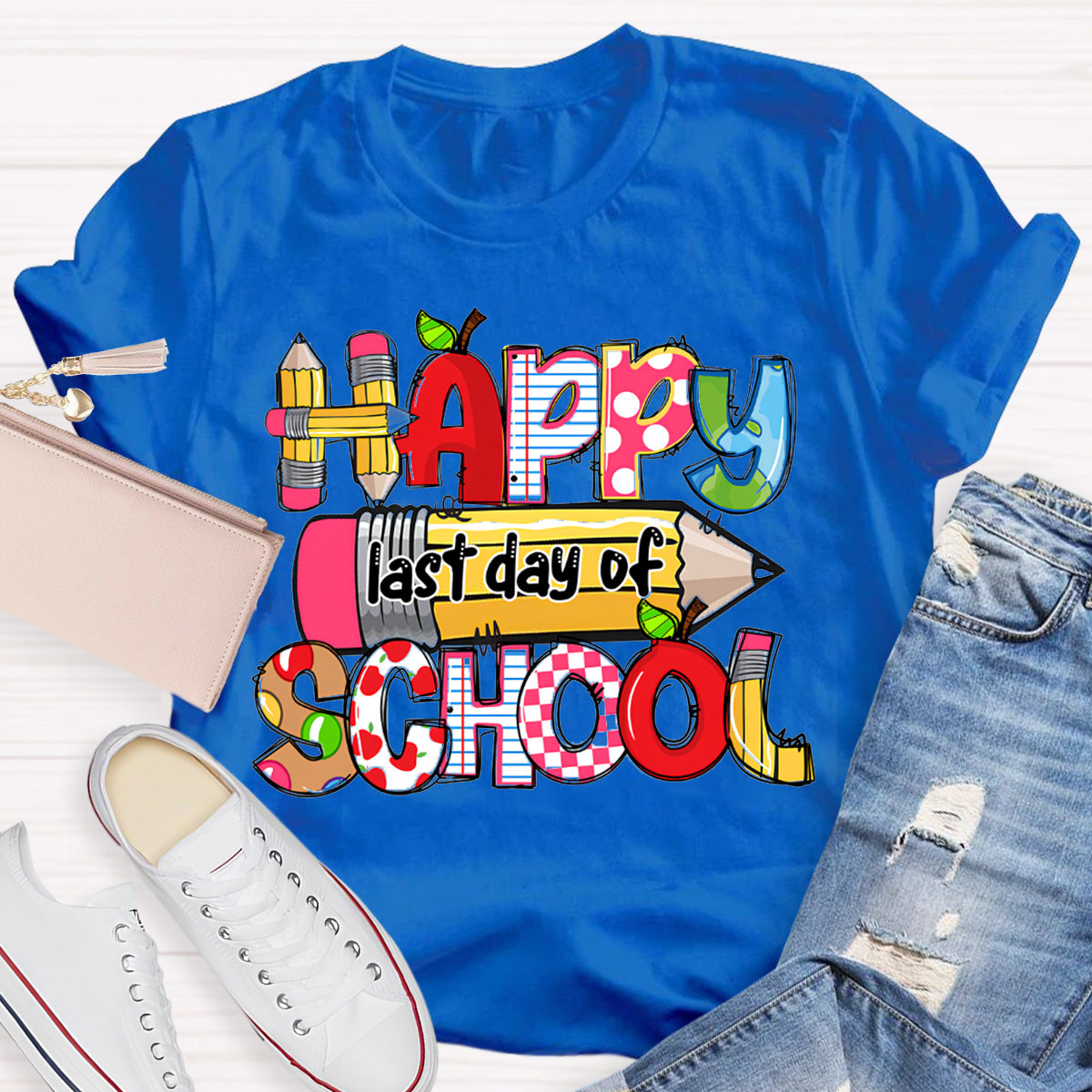 Happy Last Day Of School Apple Teacher T-Shirt