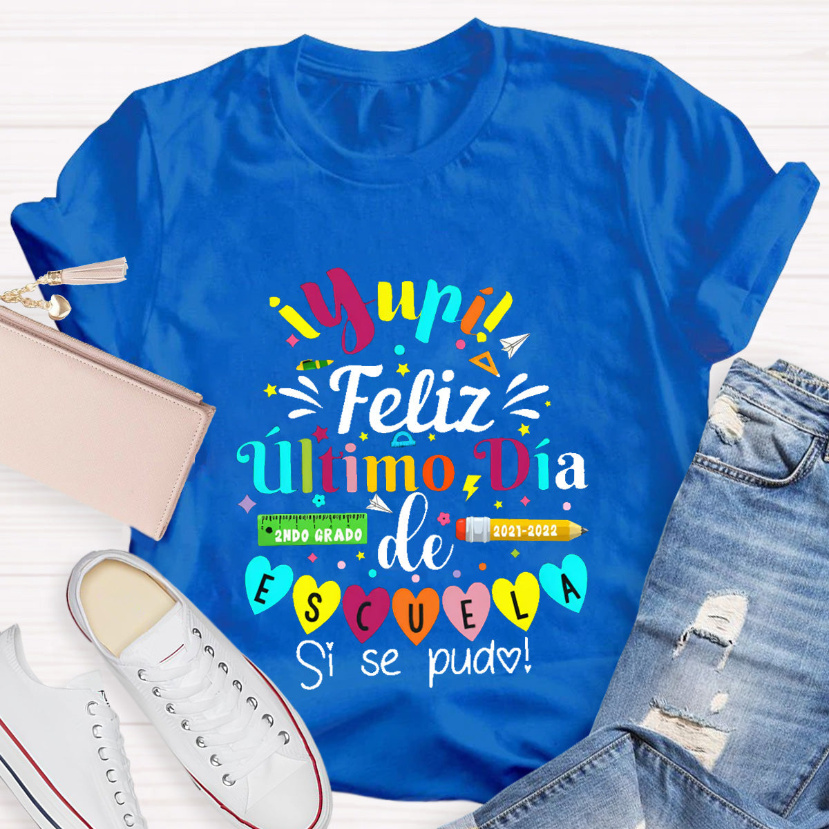 Personalized Último Día de Clases Teacher Spanish T-Shirt