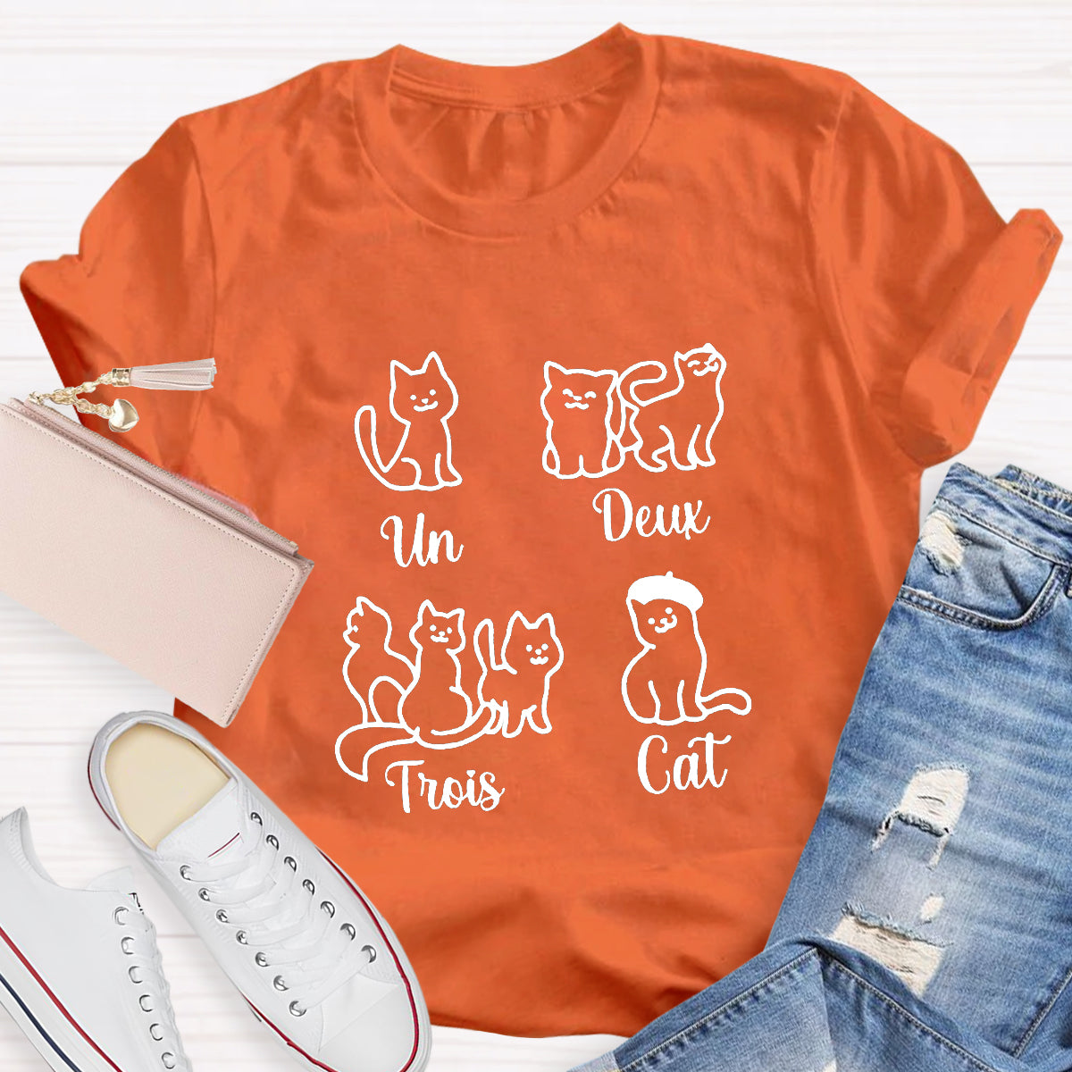 Un Deux Trois Cat French Numbers Cute Cat French Teacher T-Shirt