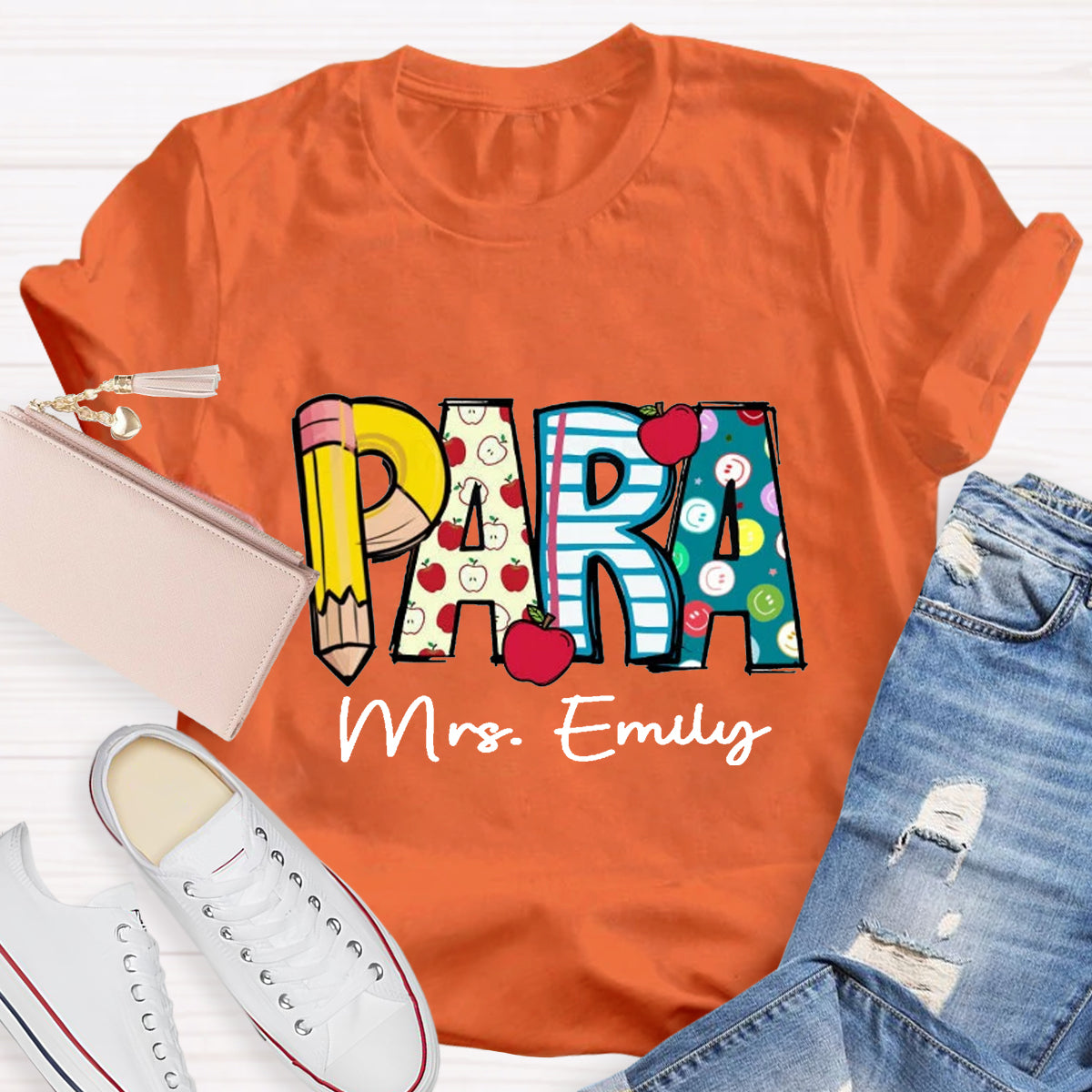 Personalized Para Teacher Name Apple Teacher T-Shirt