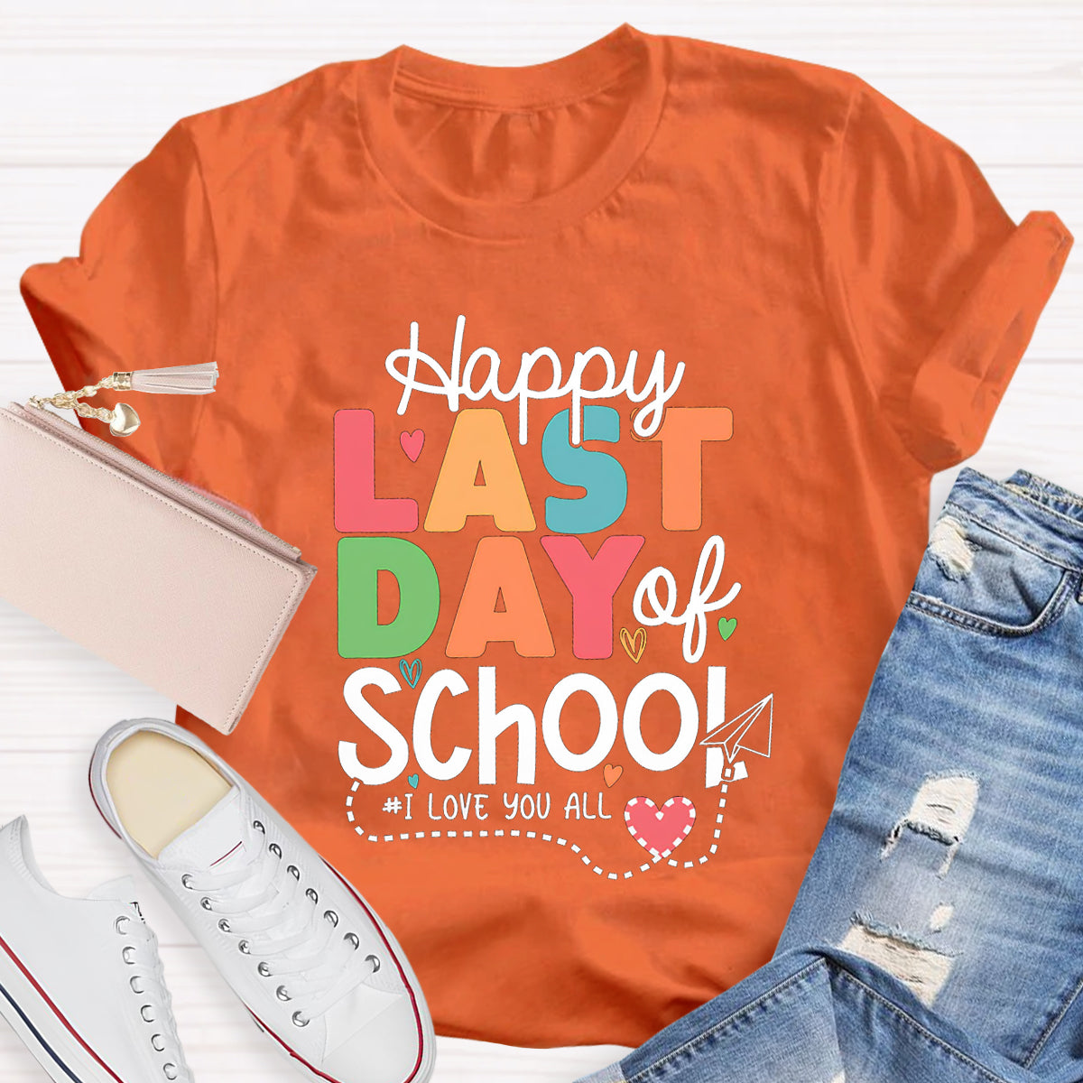 Happy Last Day School I Love You All Pink Heart Teacher T-Shirt