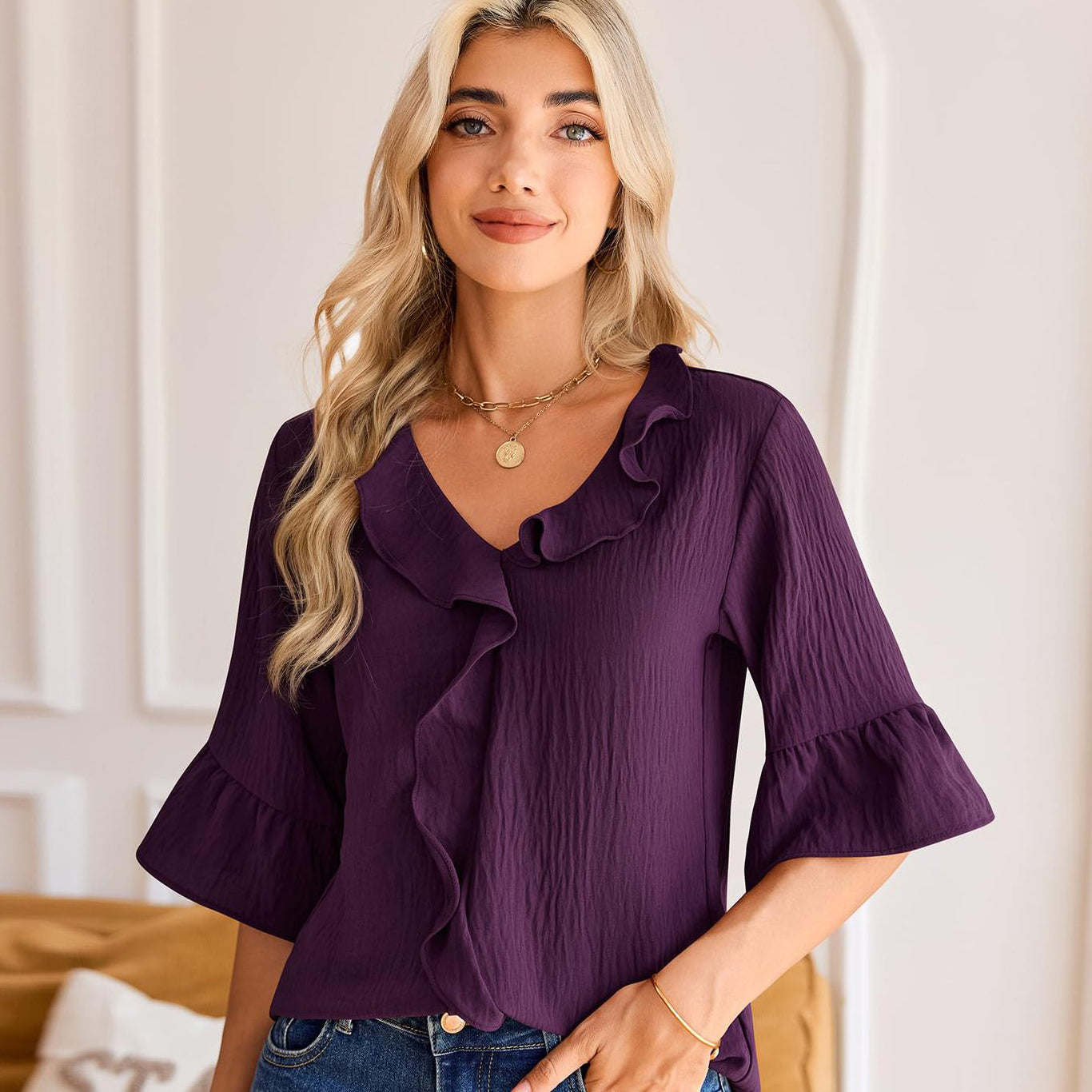 V-Neck Ruffled Three-Quarter Sleeves Lace Short-Sleeved Shirt