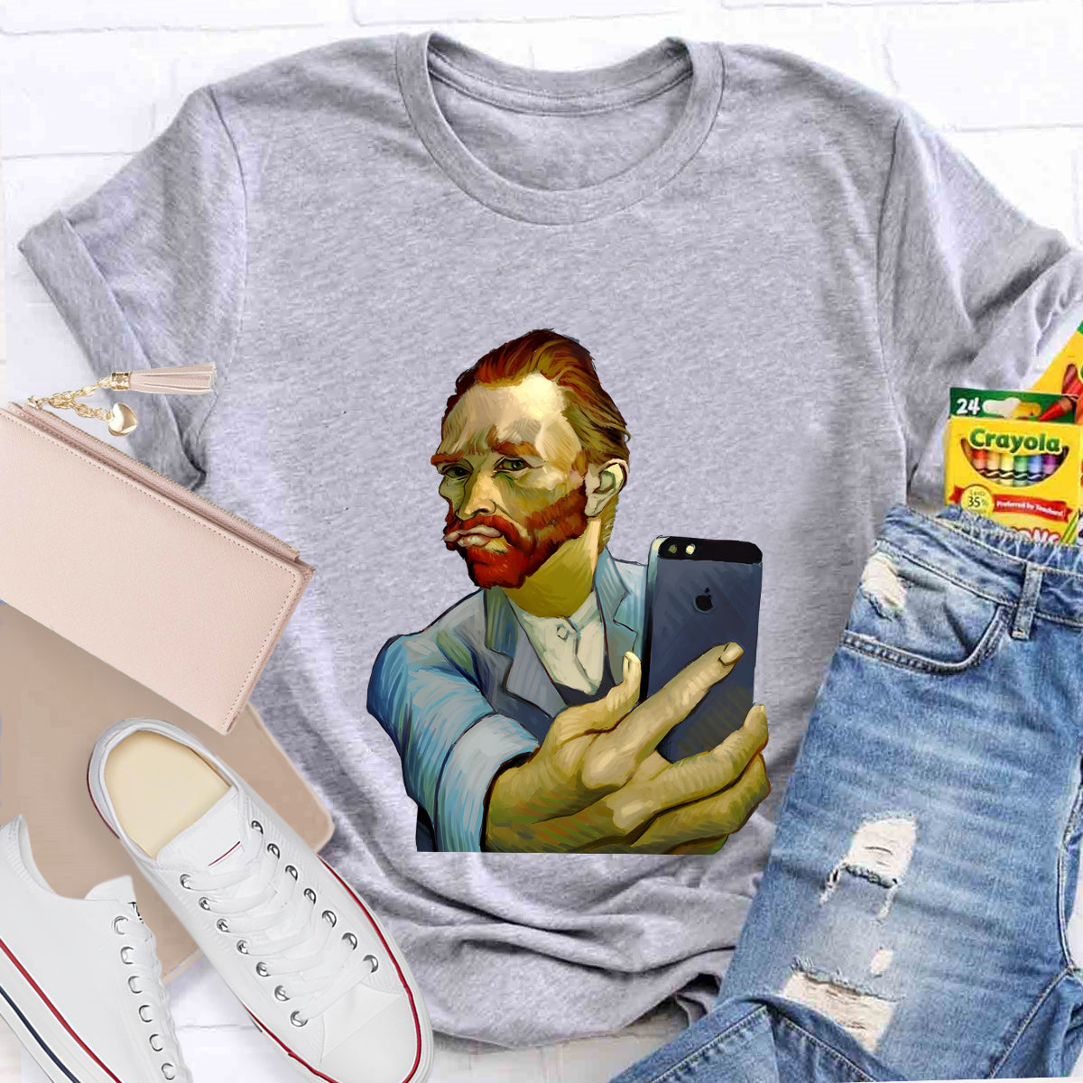 An Artist Who Loves Taking Photos T-Shirt