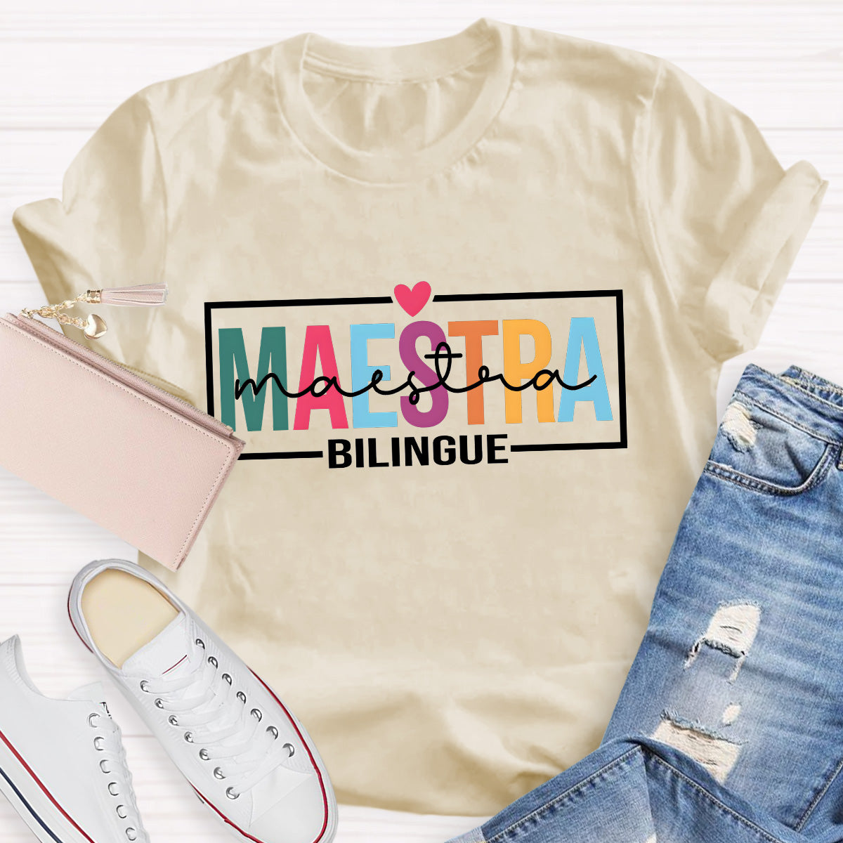 Maestra Bilingue Heart Teacher T-Shirt