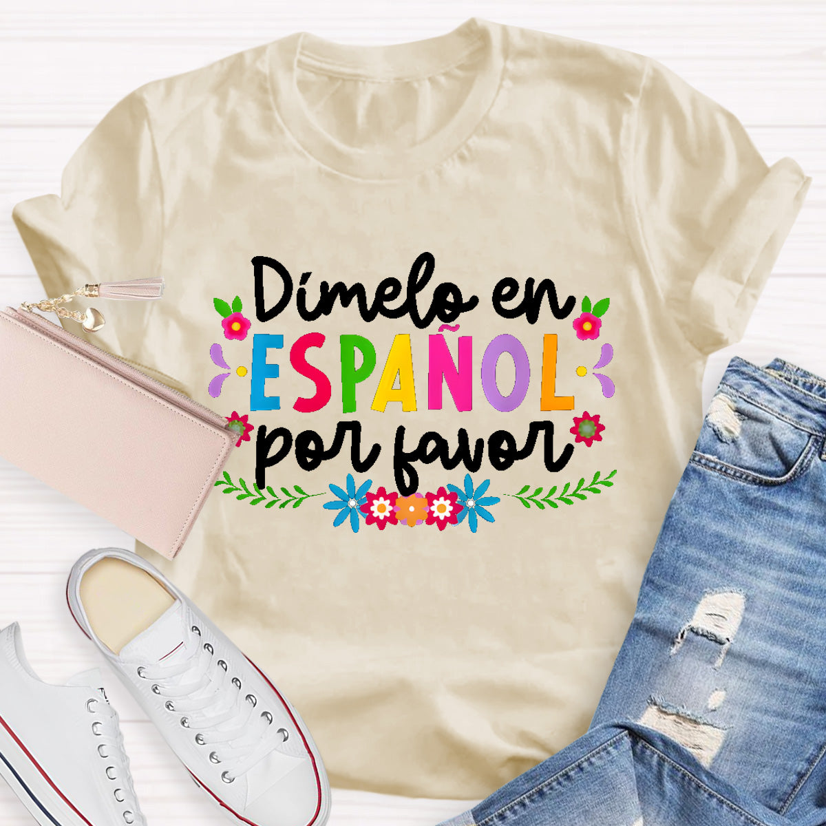 Dimelo En Espanol Por Favor Colorful Flowers Teacher T-Shirt