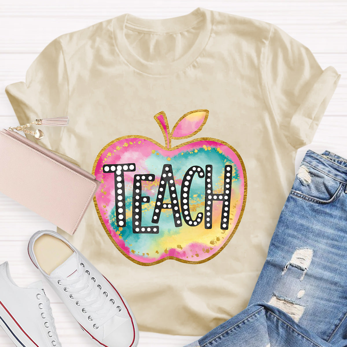 Love Teach Pink Apple Teacher T-Shirt
