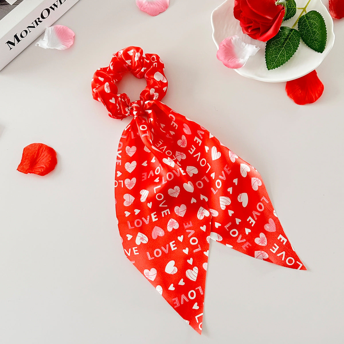Flowing Scrunchies Sweet Heart-Shaped Lip Hair Ties