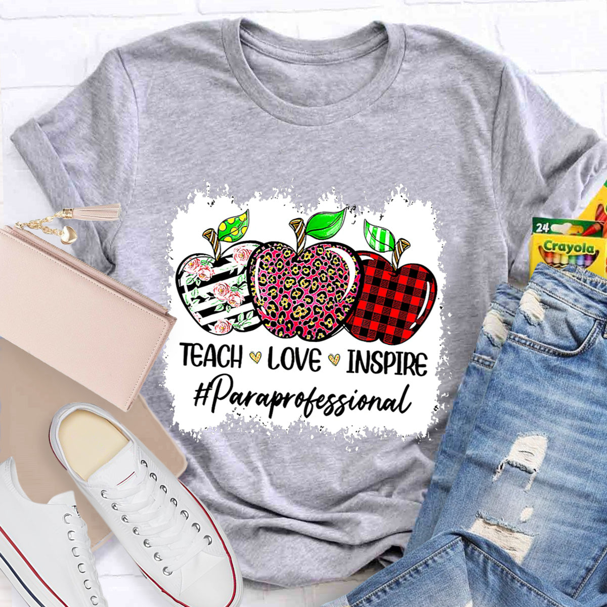 Each Love Inspire Paraprolessional Teacher T-Shirt