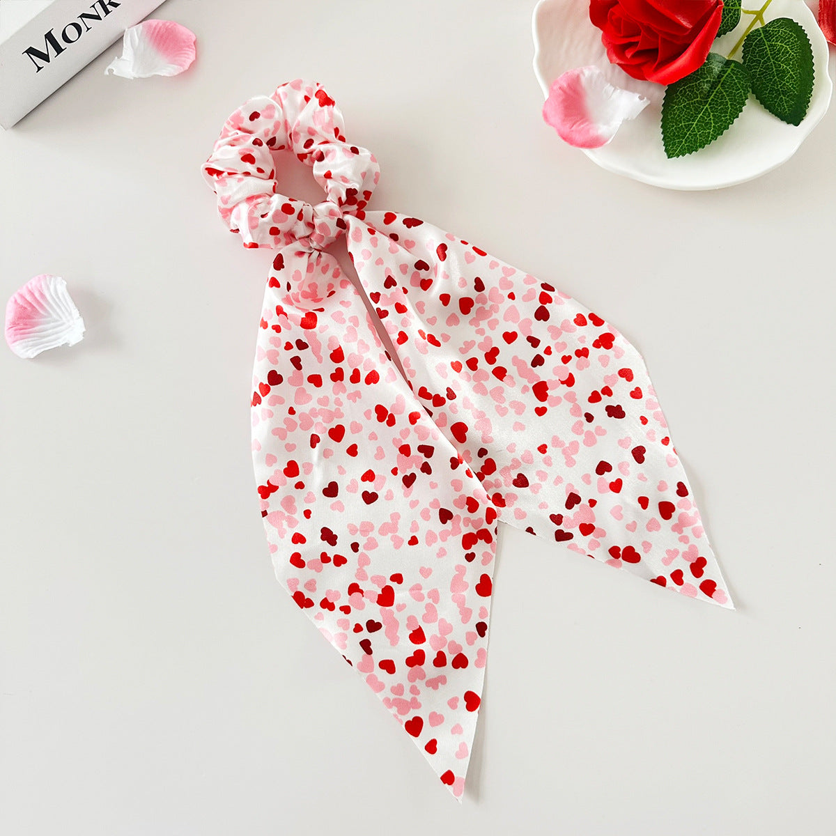 Flowing Scrunchies Sweet Heart-Shaped Lip Hair Ties