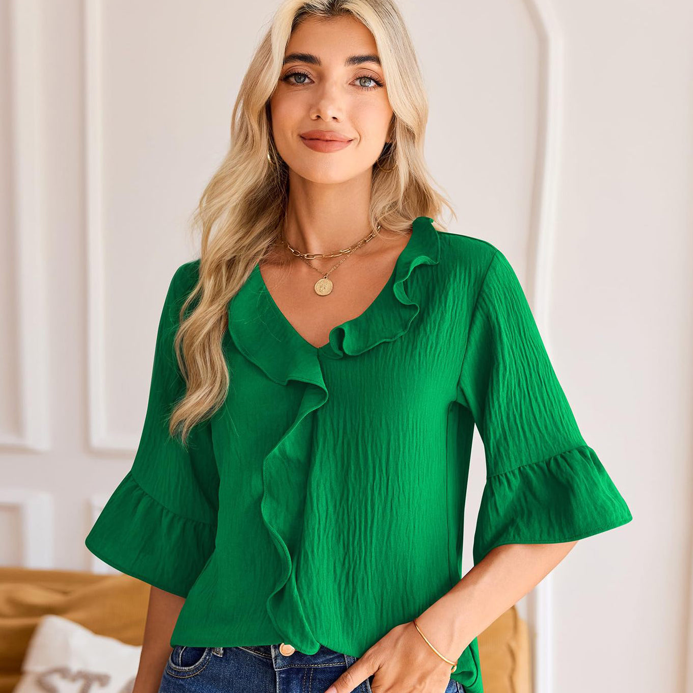 V-Neck Ruffled Three-Quarter Sleeves Lace Short-Sleeved Shirt