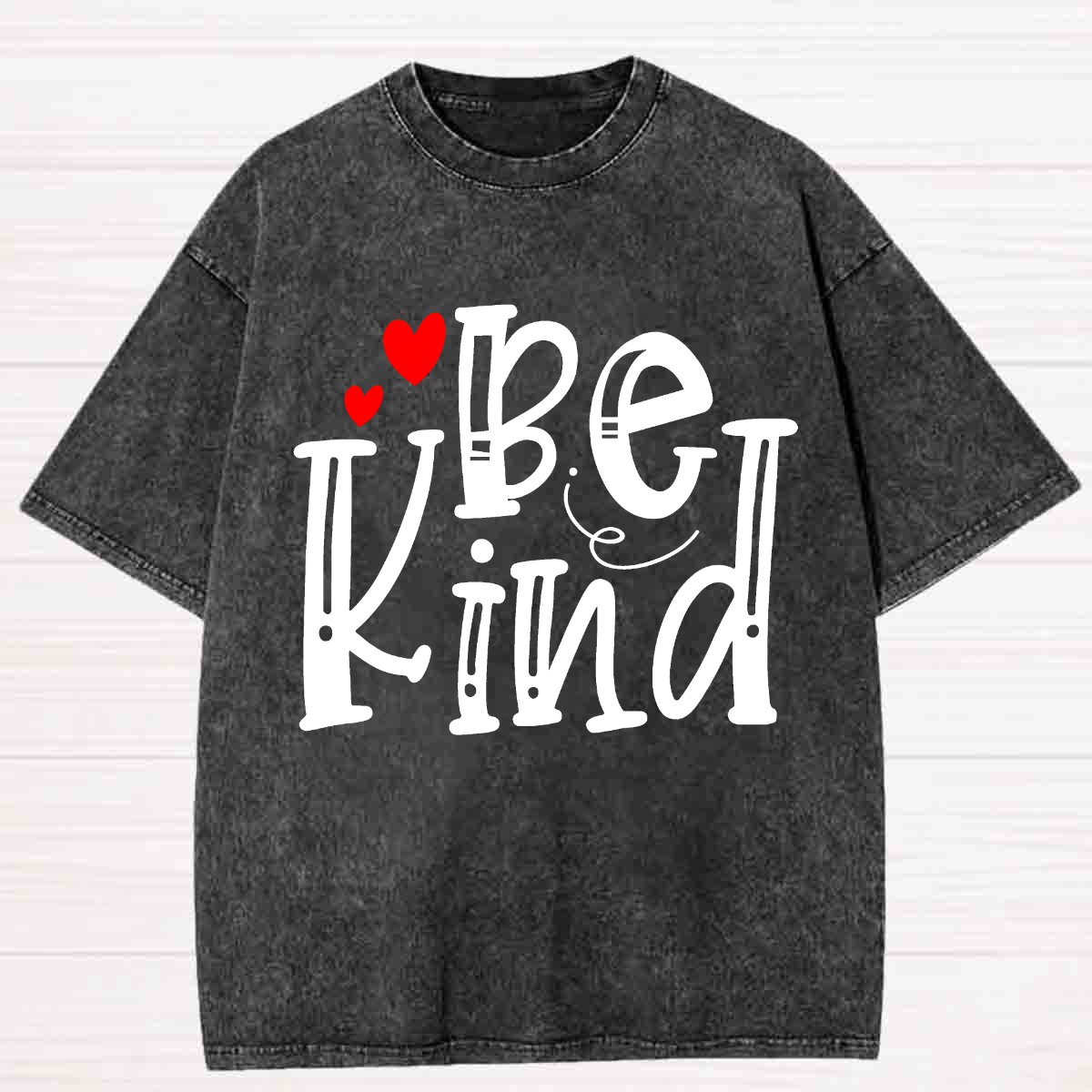 Be Kind Love Heart Washed T-shirt