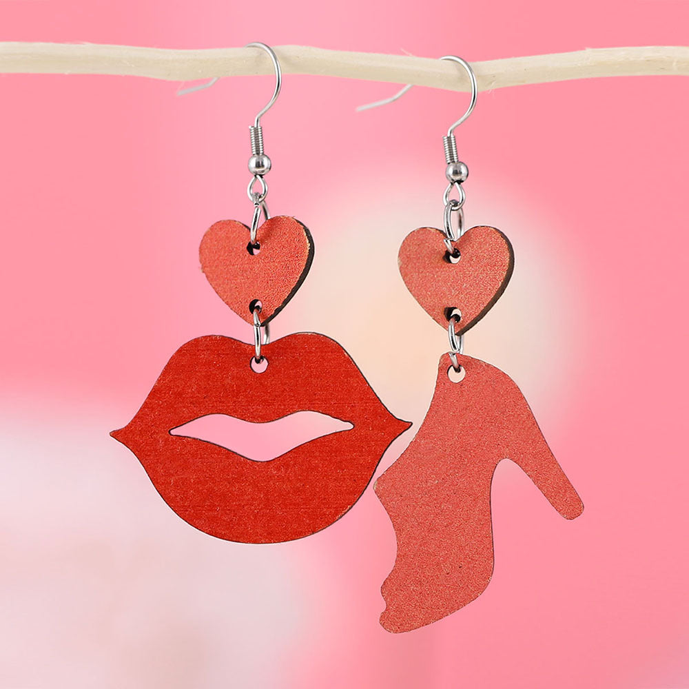 Heart-Shaped Lips High Heels Arrow Envelope Pendant