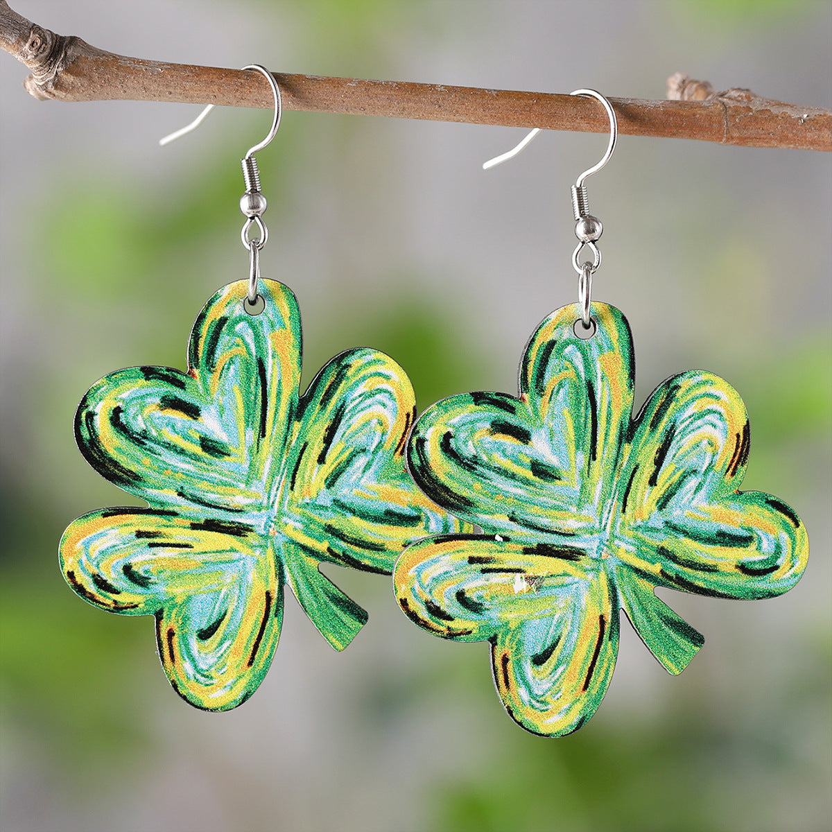 Checkered Heart-Shaped Four-Leaf Clover Earrings