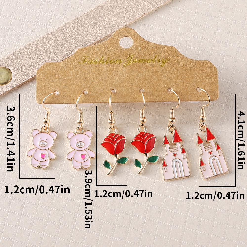 Heart-Shaped Bear Rose Church Heart-Shaped Pendant