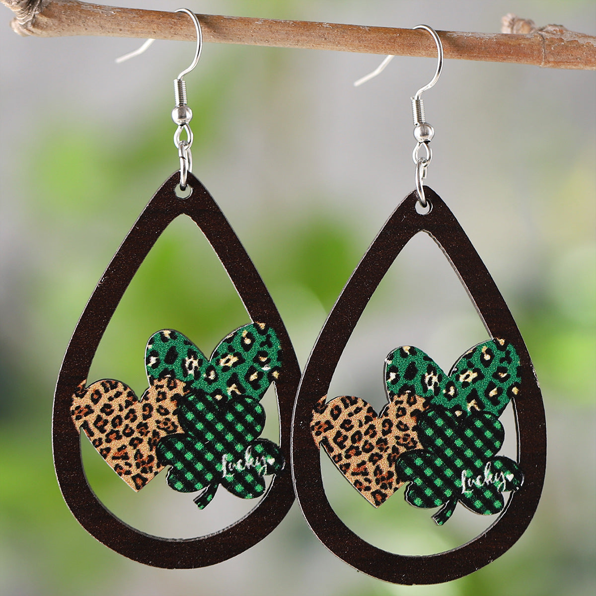 Checkered Heart-Shaped Four-Leaf Clover Earrings
