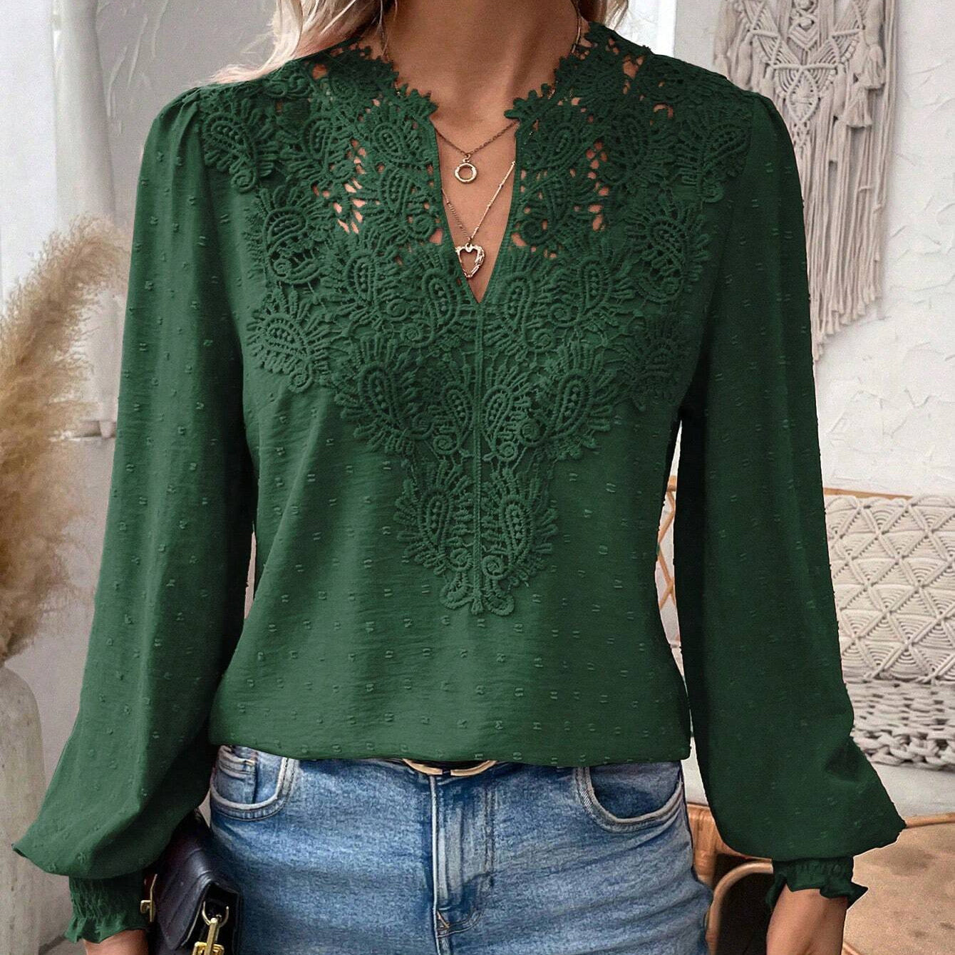 V-Neck Lace Solid Color Long-Sleeved Casual T-Shirt