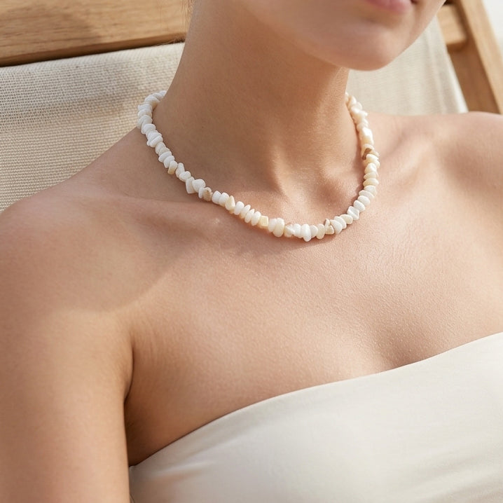 Natural Colorful Crushed Seashell Necklace — Bohemian-Style Summer Beach Vacation Clavicle Chain