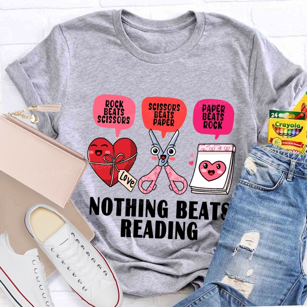 Nothing Beats Reading Pink Heart Valentine'S Day T-Shirt