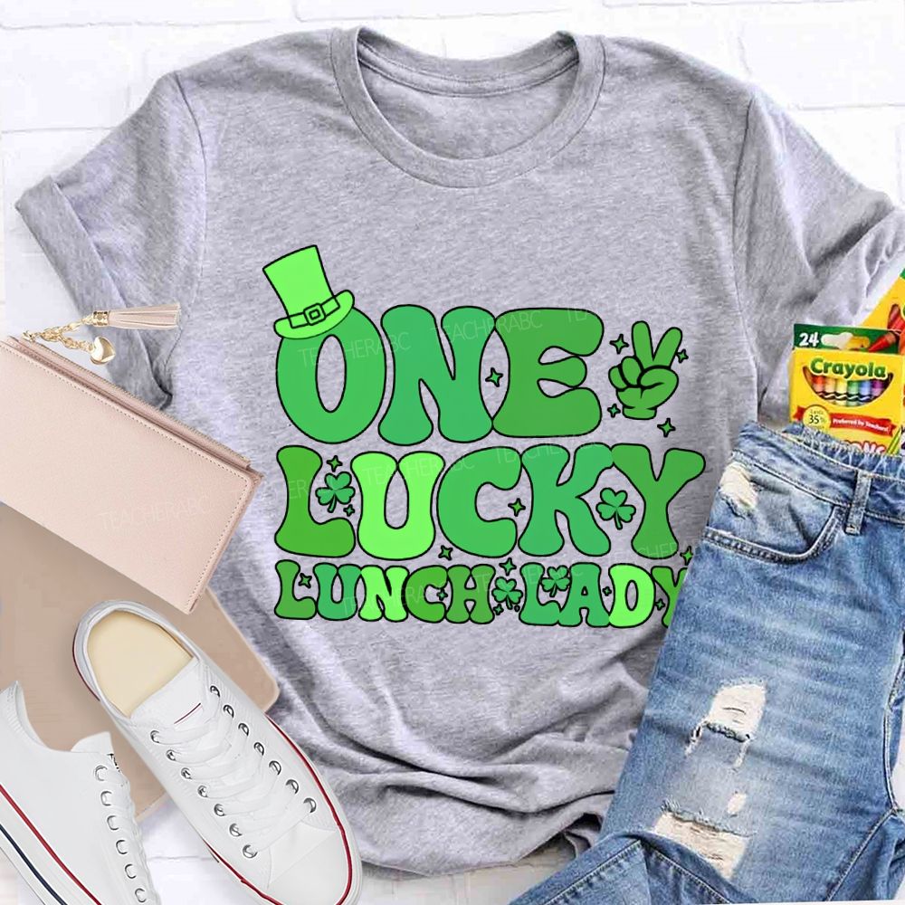One Lucky Lunch Lady Happy Saint Patrick'S Day T-shirt