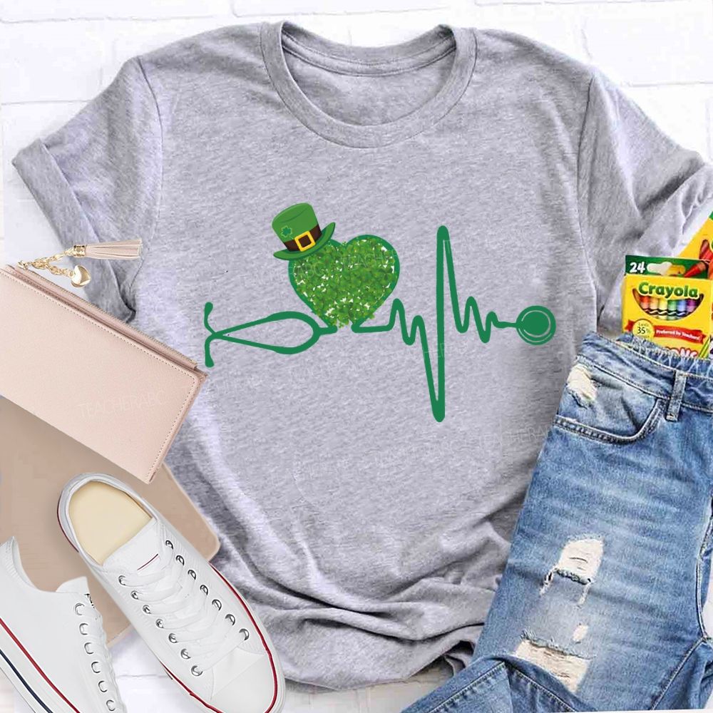 School Nurse Magic Hat And Clover Heart T-shirt