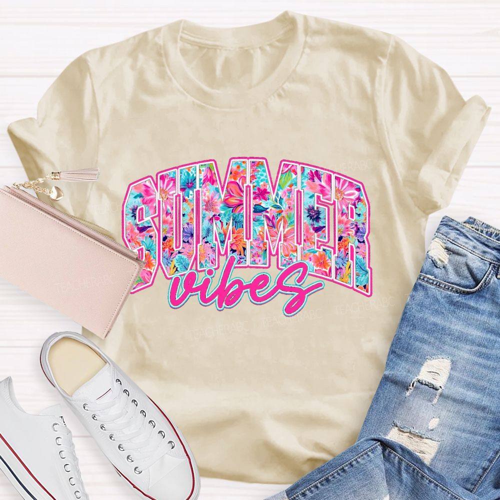 Summer Vibes Fancy Fonts Teacher T-shirt