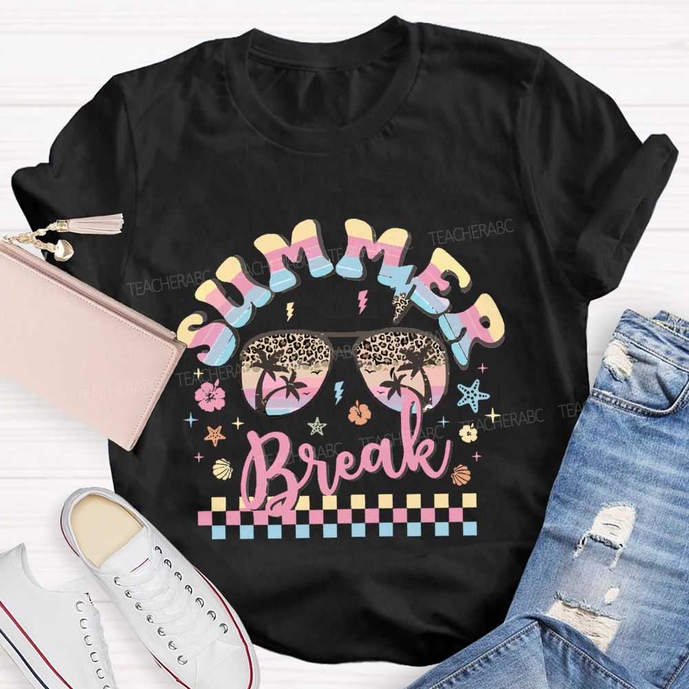 Summer Break Color Gradient Fonts And Flowers Teacher T-shirt