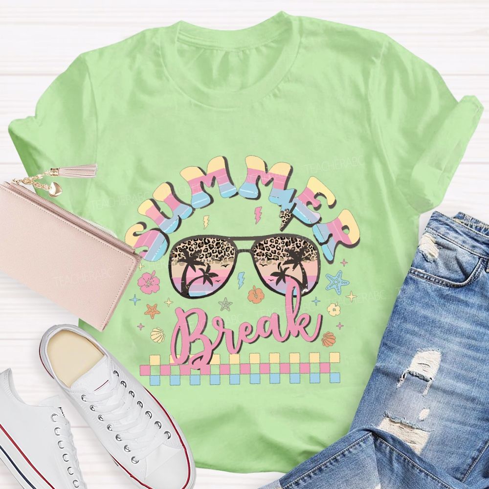 Summer Break Color Gradient Fonts And Flowers Teacher T-shirt