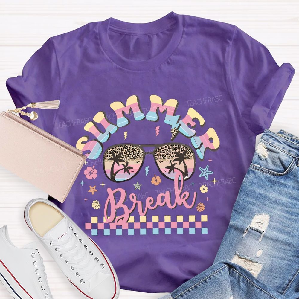 Summer Break Color Gradient Fonts And Flowers Teacher T-shirt