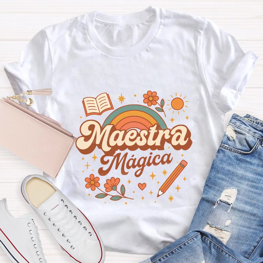 Maestra Magica And Bilingual Teachers T-shirt