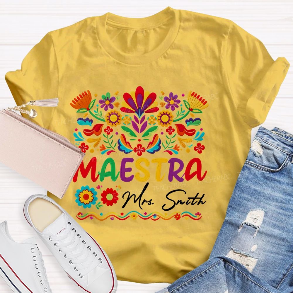Personalized Name Vintage Bilingual Teacher T-shirt
