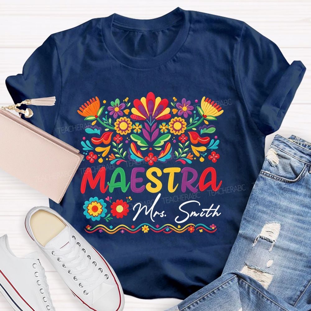 Personalized Name Vintage Bilingual Teacher T-shirt
