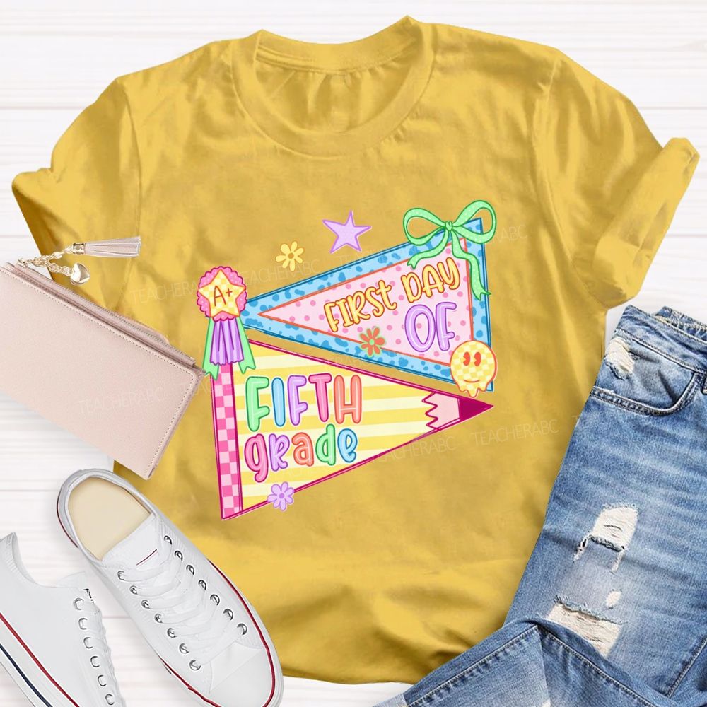 Personalized Grade First Day Of School Pink Vibe  Teacher T-shirt
