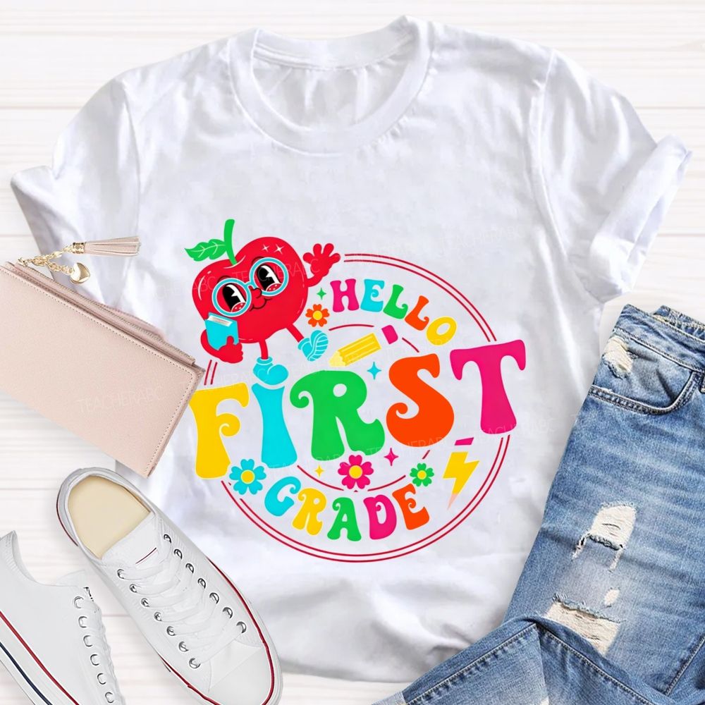 Personalized Grade Hello First Grade Cute Cartoon Apple Teacher T-shirt