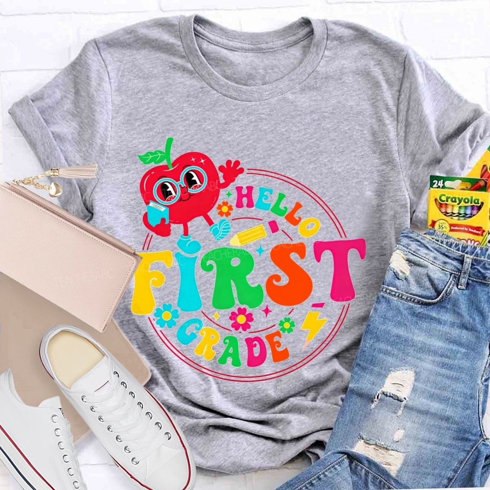 Personalized Grade Hello First Grade Cute Cartoon Apple Teacher T-shirt